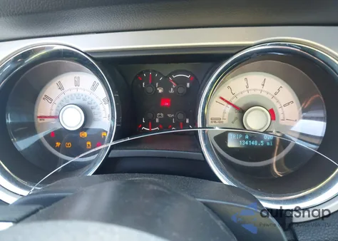 2010 Ford Mustang V6/V6 Premium z USA, uszkodzony, nr VIN 1ZVBP8AN7A5119680